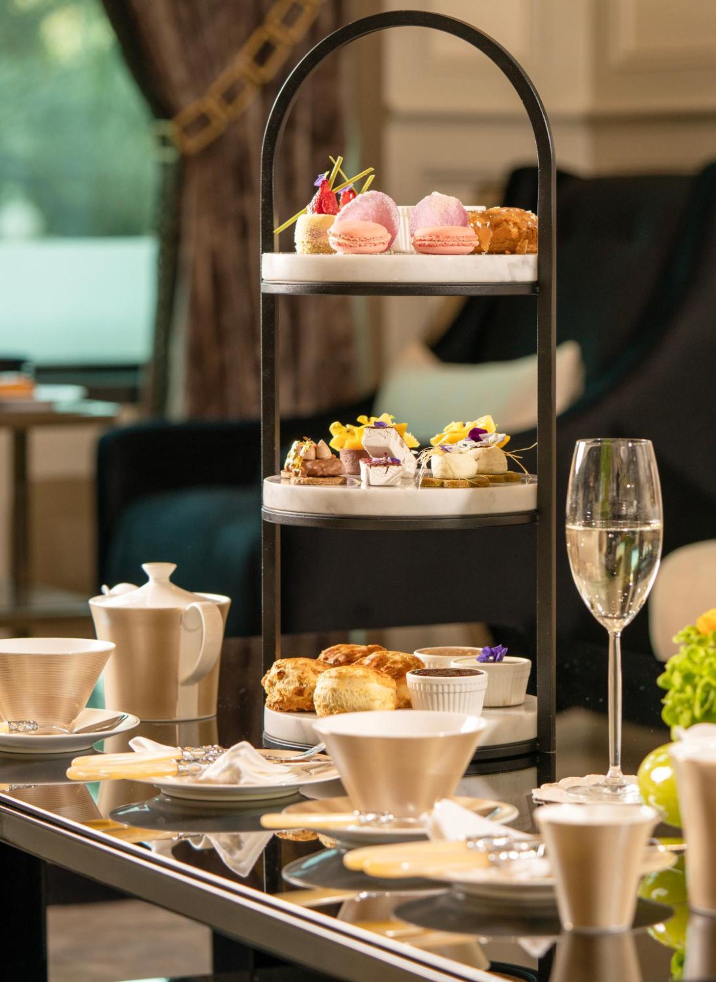 แฟร์มอนต์ ริยาด Hotel ริยาดห์ ภายนอก รูปภาพ Afternoon tea at the InterContinental Sydney