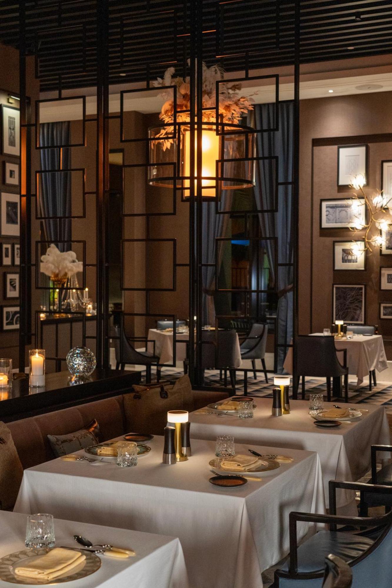 แฟร์มอนต์ ริยาด Hotel ริยาดห์ ภายนอก รูปภาพ The interior of the restaurant